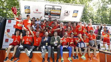 23/04/17 ATLETISMO MARATON DE MADRID 
 EDP ROCK N ROLL MADRID MARATON MAPOMA 2017
 PARTICIPANTES RETO AS 42 Contra 1
 FINAL DE LA CARRERA