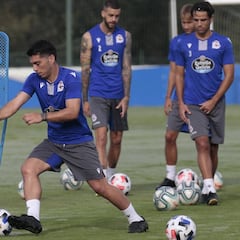 Nacho González se entrena con el Depor a la espera de firmar