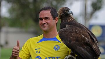 Andre Jardine fue presentado como nuevo entrenador del América.