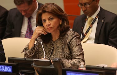 Politóloga de profesión, Chinchilla tuvo la difícil labor de luchar contra las altas tasas de criminalidad que registraba Costa Rica en 2010. Creo un plan de integral de seguridad, con pilares económicos, sociales, ciudadanos y ambientales.