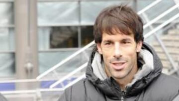 Van Nistelrooy se ofrece a pagar la mitad del fichaje