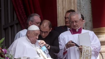 Así fue la última aparición del Papa Francisco: convaleciente en una misa un día antes de su fallecimiento