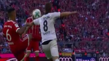 Thiago en modo abusón: triple sombrero para hundir a su rival