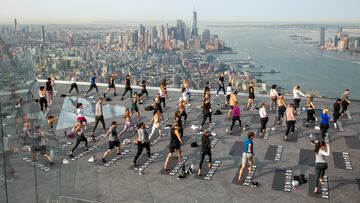 Yoga en una azotea de Manhattan