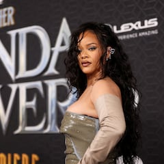 Mahomes falls for fake Rihanna quote at Super Bowl