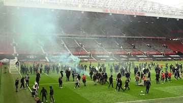 Man Utd deny staff facilitated Old Trafford protest, working to identify 'criminal activity'