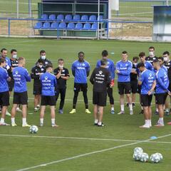 Muñiz da forma a su primer once