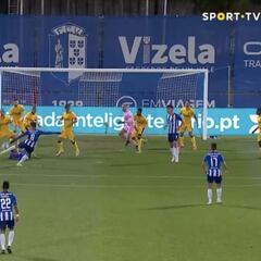 Golazo de Matheus: Potente zurdazo y al fondo de la red