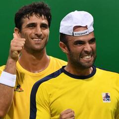 Cabal y Farah avanzan a la segunda ronda de dobles