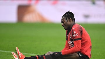 Soccer Football - Serie A - AC Milan v Inter Milan - San Siro, Milan, Italy - April 22, 2024 AC Milan's Rafael Leao reacts after a missed chance REUTERS/Daniele Mascolo