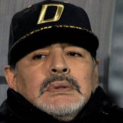 Maradona vuelve a cuestionar el liderazgo de Messi
