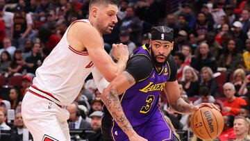 El golpe bajo que recibió Anthony Davis en el Lakers - Bulls