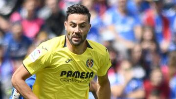 Vicente Iborra jugando con el Villarreal. 