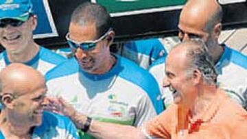 <b>SALUDO REAL. </b>Don Juan Carlos fue ayer el tripulante 18.