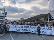 Manifestantes propalestinos intentan impedir que el Hapoel llegue al Nou Congost