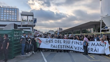 Manifestantes propalestinos intentan impedir que el Hapoel llegue al Nou Congost