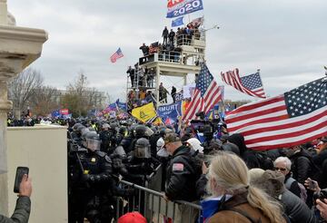 Los seguidores de Trump intentan tomar el Capitolio