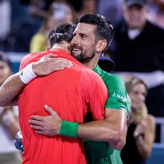 Djokovic salutes Mensik after losing to the Czech teenager: “It hurts me to admit it but you were better”