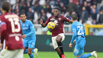 Duván Zapata da doble asistencia en victoria de Torino ante Napoli.
