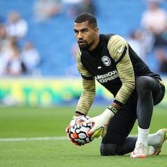 De Zerbi explica el caso Robert Sánchez