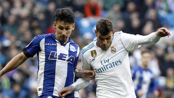 Theo Hernández en el partido ante el Alavés.