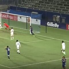 El arquero del futuro en la Roja asombra a USA: ¡tapada en área chica!