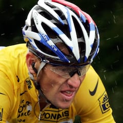 Un periodista francés acusa a Armstrong de dopaje mecánico