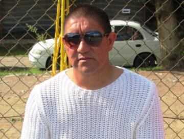 Héctor Roco anotó un gol y un autogol en dos partidos del mismo torneo. Fue jugando por San Felipe en la Copa Chile 1989, ante Cobreandino (4-2) y O'Higgins (1-3).