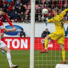 Núremberg de Puerta cae goleado en la Bundesliga 2