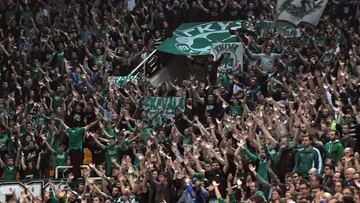 Aficionados del Panathinaikos de baloncesto.