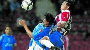 <b>UN ISLOTE. </b>El 'ciclón' Ulloa se vio incapaz de superar la portería del conjunto gerundense.