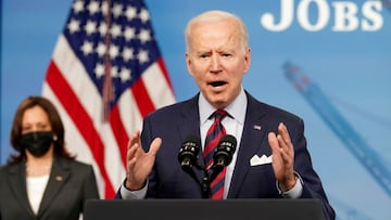 FILE PHOTO: FILE PHOTO: U.S. President Joe Biden speaks about jobs and the economy at the White House in Washington, U.S., April 7, 2021. REUTERS/Kevin Lamarque/File Photo/File Photo/File Photo