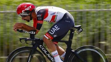 El corredor colombiano participo en el giro de Italia 2021. Esa fue su última carrera este año.