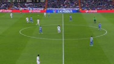 DESUBICADO. Lucas entró al campo y se fue muy al centro.