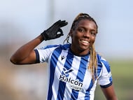 Edna Imade celebra su gol al Alhama en la jornada 12 de la Liga F Moeve.