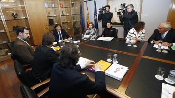 Alfonso Reyes, Jos&eacute; Ram&oacute;n Lete y Esther Queralt&oacute; durante la reuni&oacute;n en el CSD.