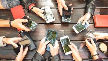 U.S. National Security Agency advises all mobile users to take this step