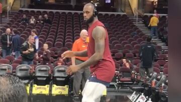 La técnica que utiliza LeBron para mejorar el equilibrio