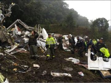 Operaciones de rescate del accidente aéreo del vuelo que transportaba al Chapecoense.