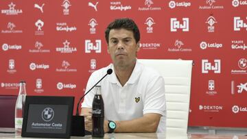 El entrenador del Almería Rubi durante la rueda de prensa posterior al partido contra el Alcorcón de LaLiga SmartBank.