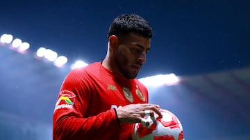 Soccer Football - Liga MX - Toluca v Monterrey - Estadio Nemesio Diez, Toluca, Mexico - September 24, 2025 Toluca's Alexis Vega REUTERS/Eloisa Sanchez