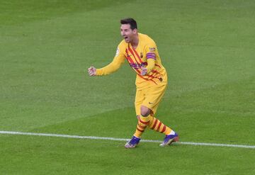 1-2. Leo Messi celebró el segundo gol.
