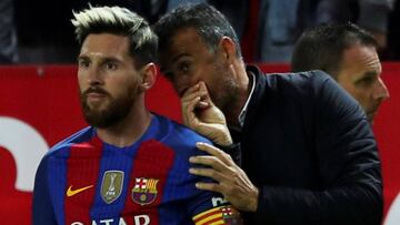 Luis Enrique, con Messi.