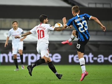 Banega y Barella.