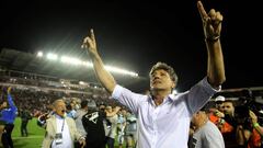 Renato se une a la hazaña de Gallardo, Pastoriza y compañía