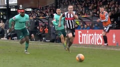 Yerson Mosquera le mete los kilos y es viral en Inglaterra