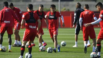 Los futbolistas del Mallorca, en un entrenamiento antes del parón.