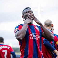 Patrick Soko se convierte en el primer refuerzo del Almería