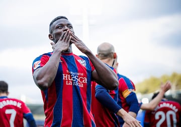 Derroche de potencia. Tras un inicio de curso irregular, Soko se entonó en el aspecto goleador. Llegó a tener una racha de seis goles en siete partidos a mitad de temporada. Tiene el honor de ser el jugador que más veces ha aparecido en los onces del curso, con ocho.