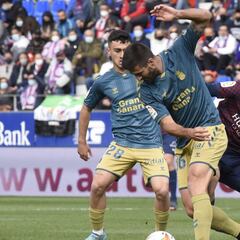 Las Palmas sigue en un atasco